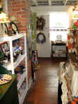 GiftShop1.jpg (38595 bytes)